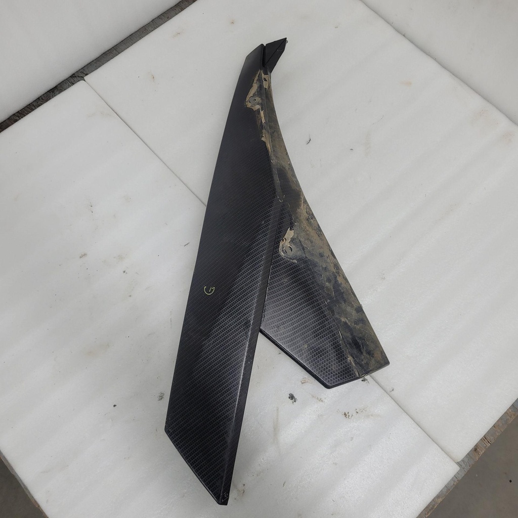 Black Carbon Fiber LH Rear Fender