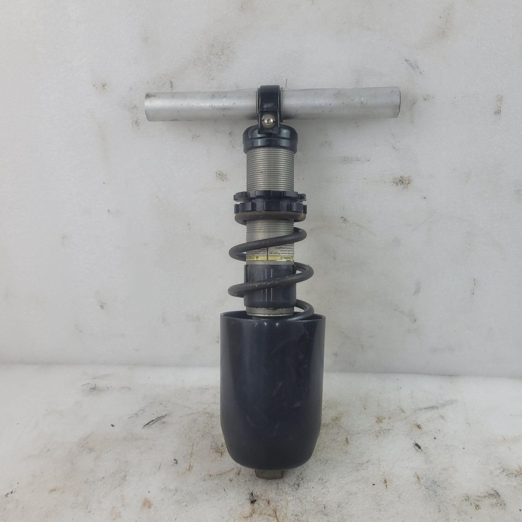 8JRF22012000-002