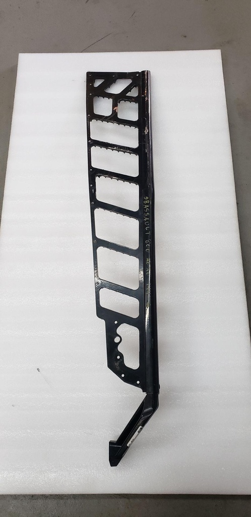 ASM-RUNNINGBOARD LH BL 05%