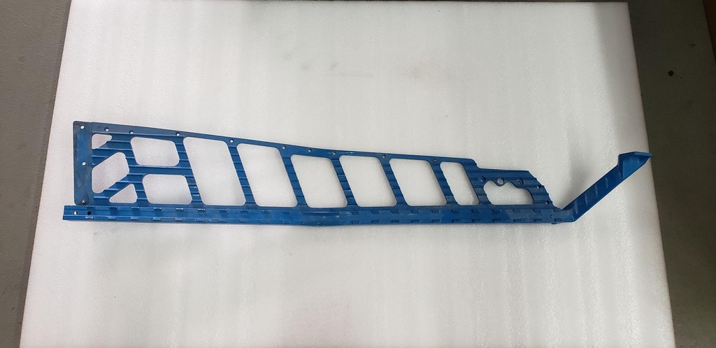 ASM-RUNNINGBOARD LH VE 05%
