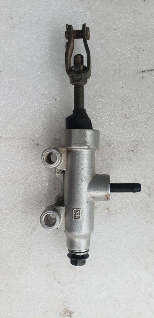 ASM-M/CYL FOOT,1/2,CLV 20%