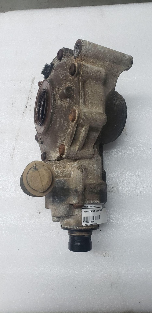 REAR DRIVE GEARCASE
