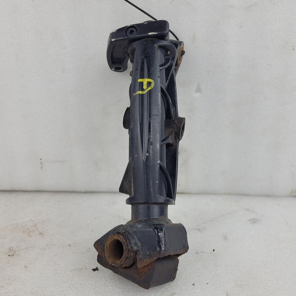 spindle, steering - right - black (inc. 3-10)