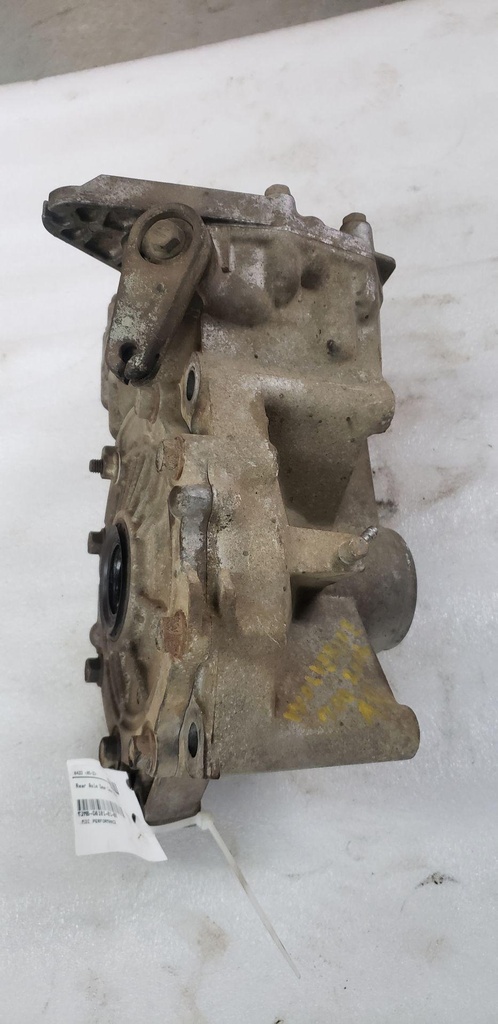 Rear Axle Gear Case As 05%