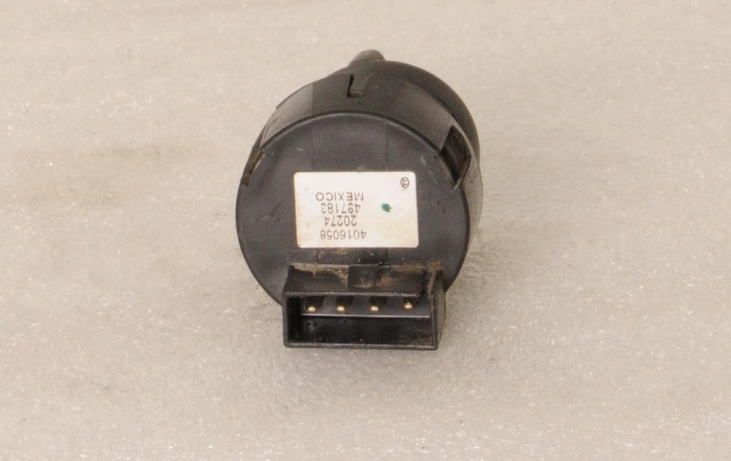 4016058-00203.jpg