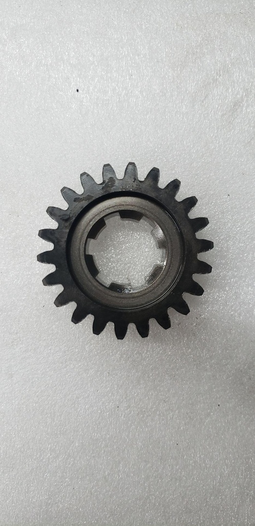 GEAR 5 TH DRIVEN