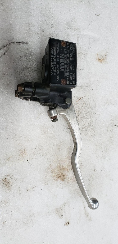 Master Cylinder Sub As 05%