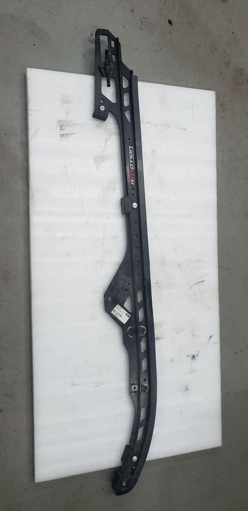 Black, Runner 137" Model Black