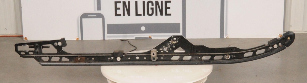 Black, Runner 137" Model Black