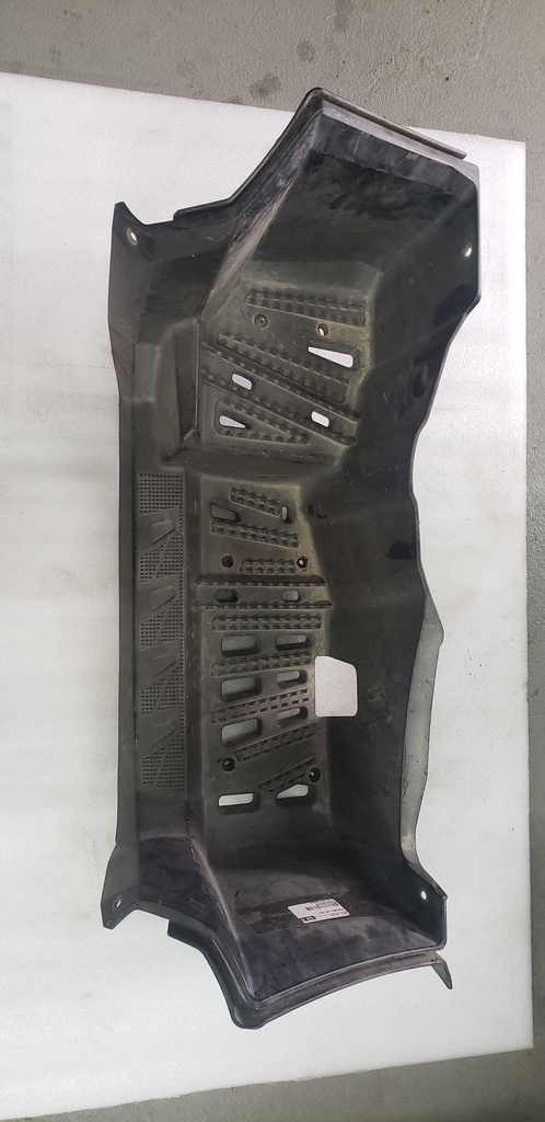 FOOTWELL-RH,BLK - POLARIS - 5436135-070 polaris