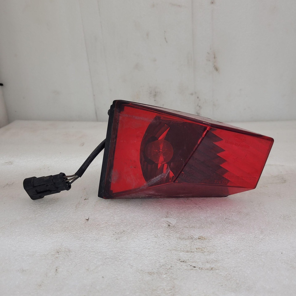lh tail light ass'y