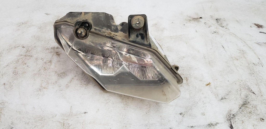 RH Headlamp Can-Am - 710006913