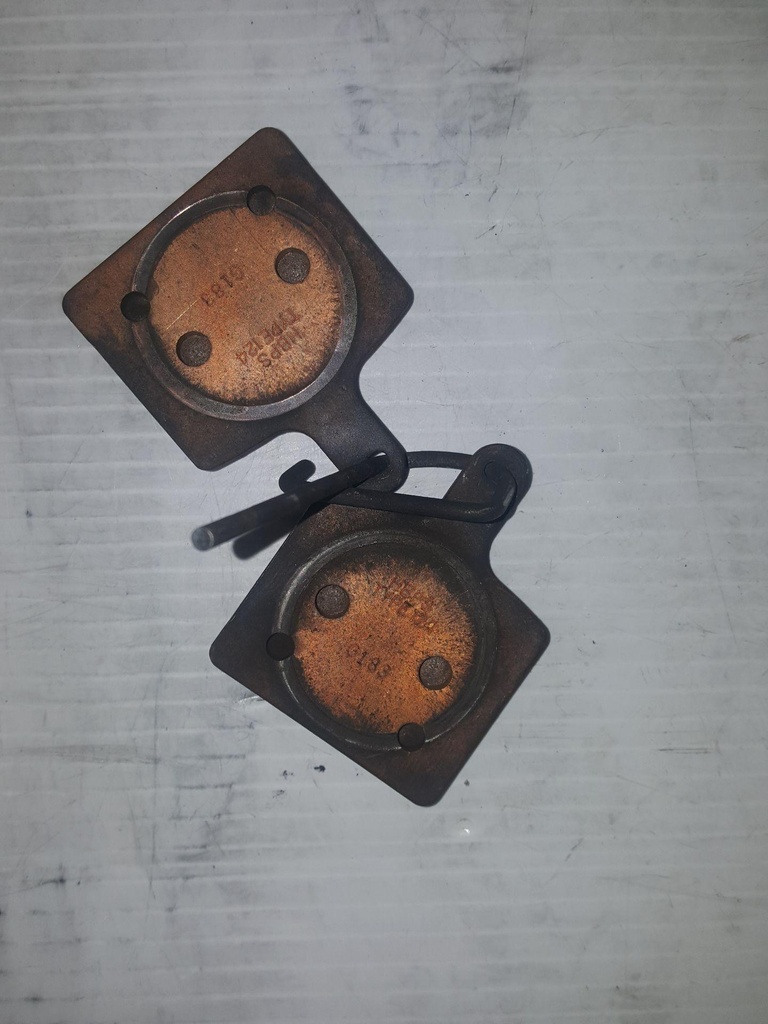 YAMAHA Pad, Caliper 2 - 8JP-F5811-00-00