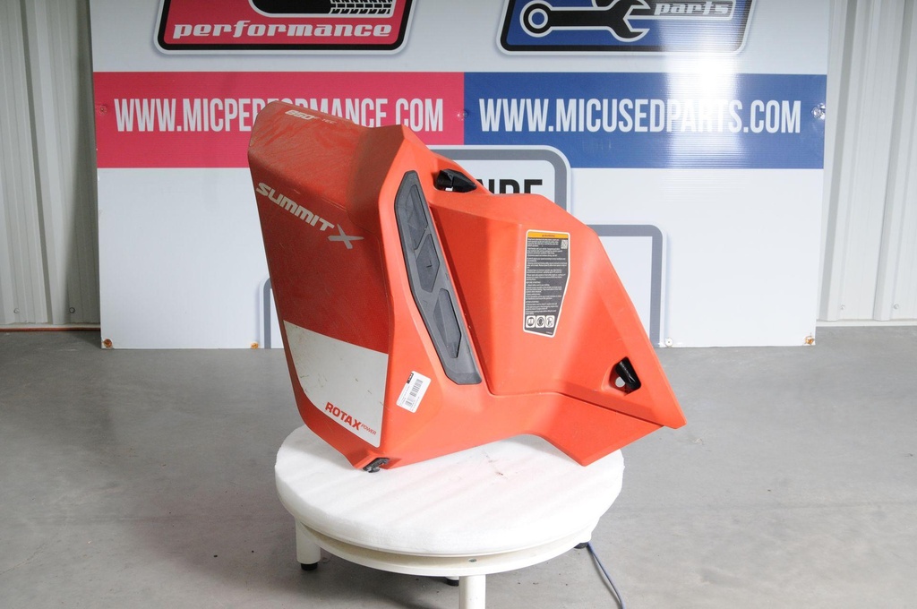 Red, LH Panel Can-am Red Item