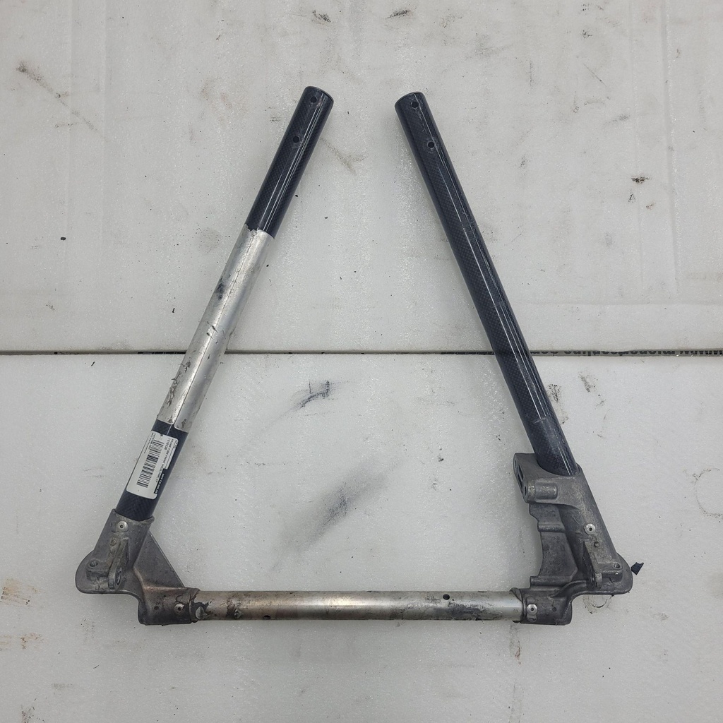 FRAME TUBE FRONT WELD, RMK, CF