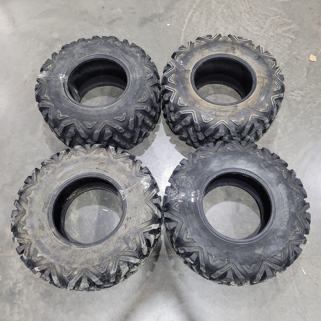 Set pneus 27X9-12 / 27X11-12 Usagé