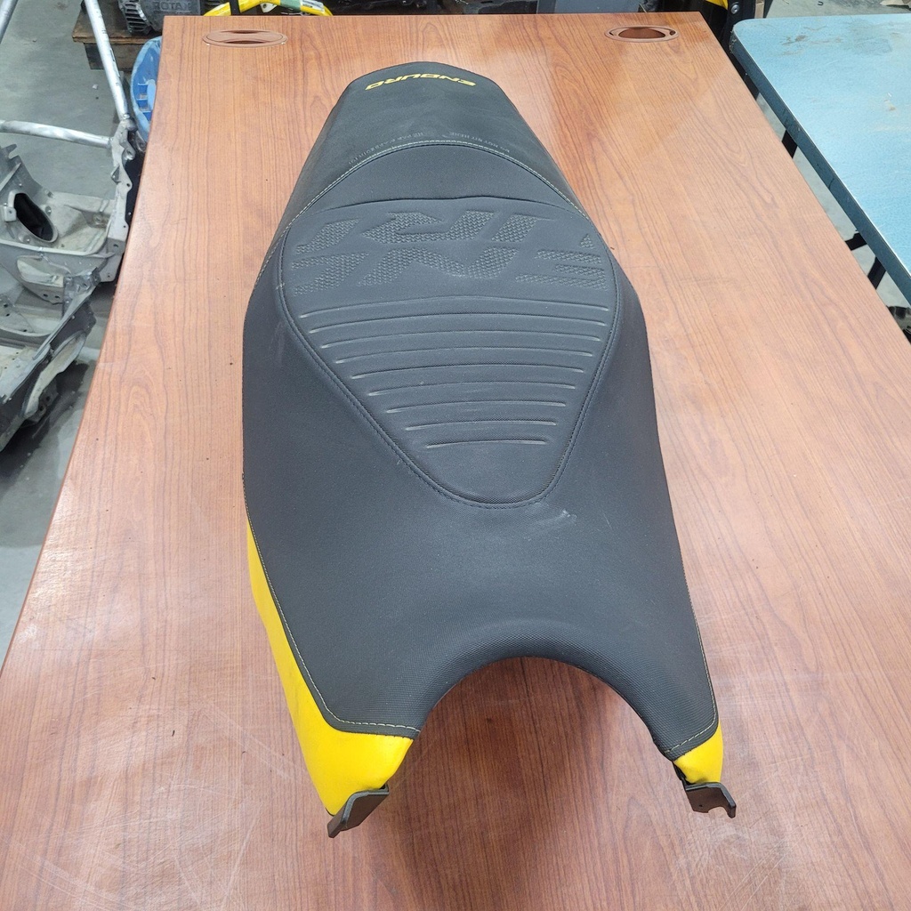 Heated Seat Cover Model Neo Yellow