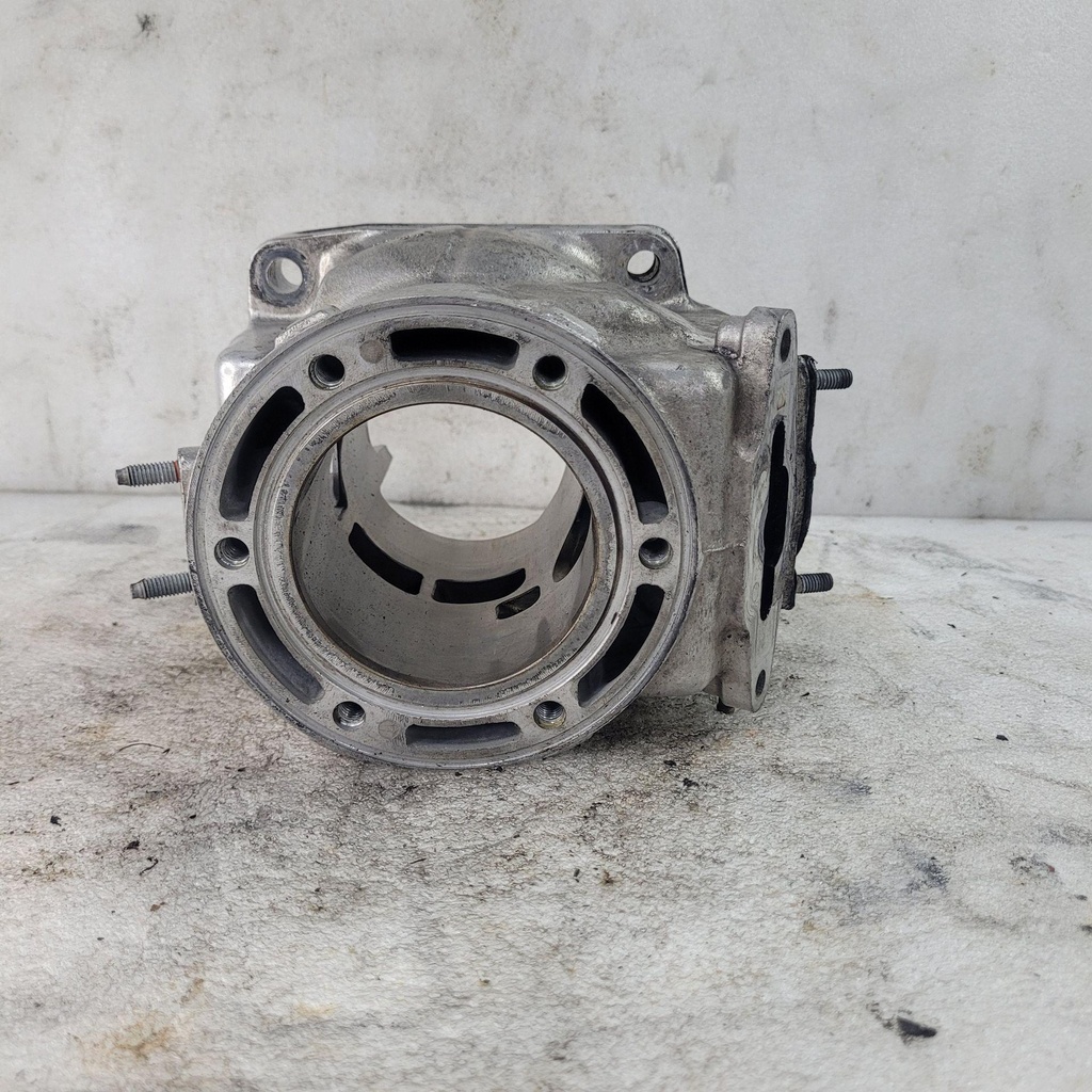 1904-005-001