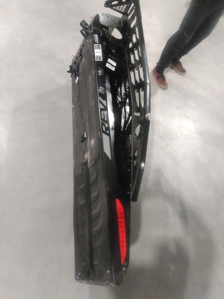 (new ref. 415130511) deep black, chassis tunnel module 146" model with 146" rear suspension