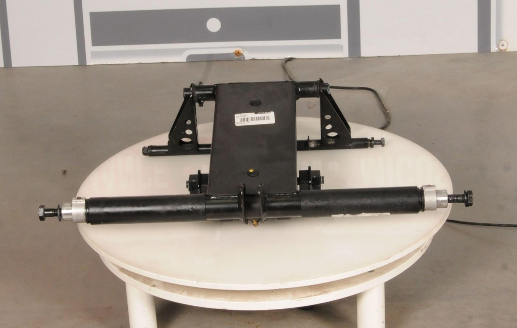 503195402-00201.jpg
