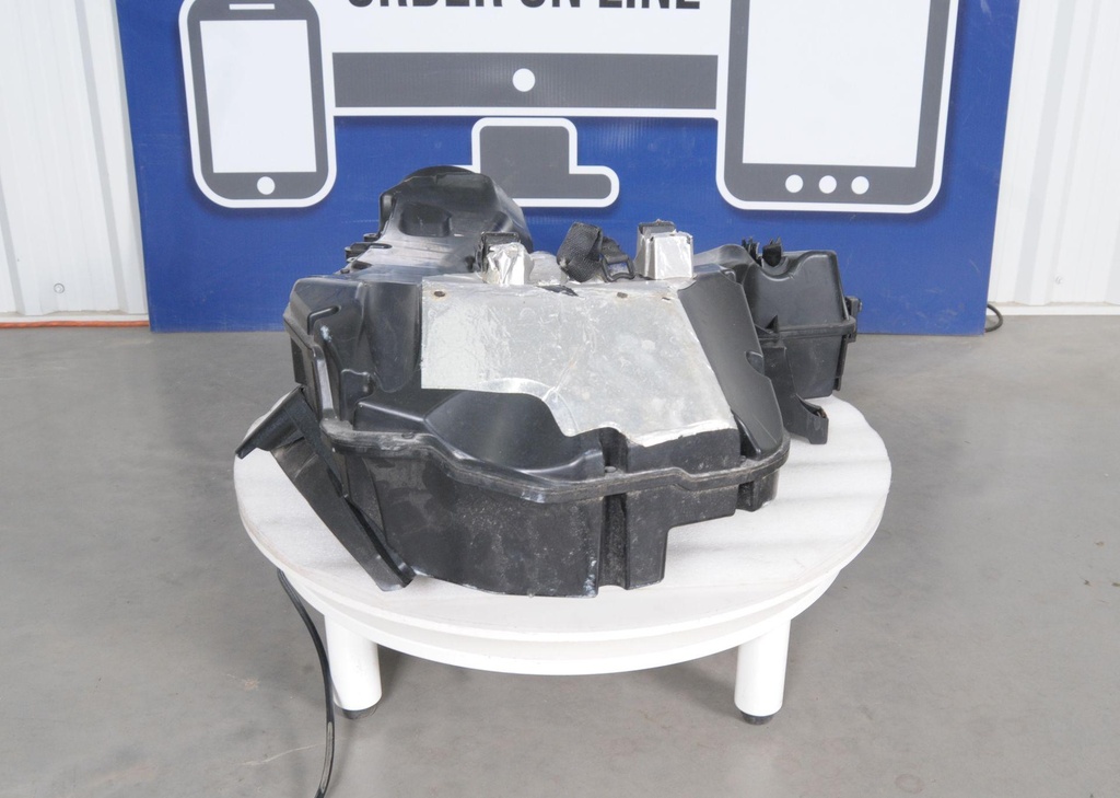 508000790-00402.jpg