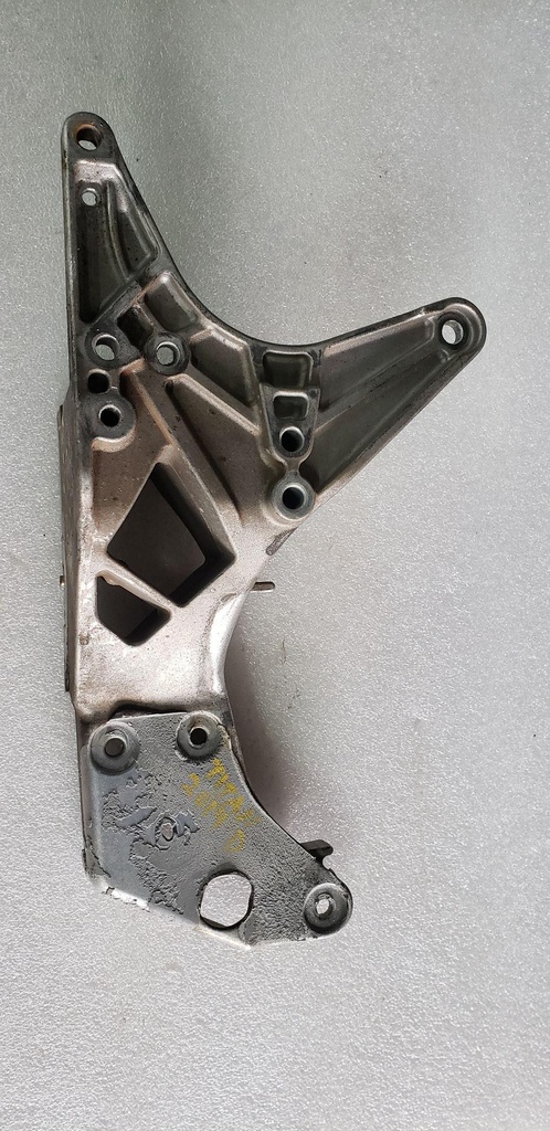 POLARIS - BRACE LOWER RH - 5140474