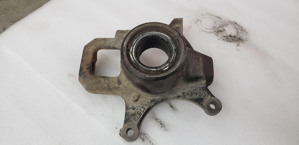 KNUCKLE-FRONT,RH - POLARIS - 5140918