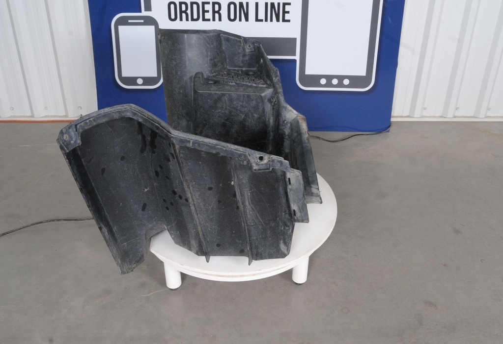 5439078-070-0032.jpg