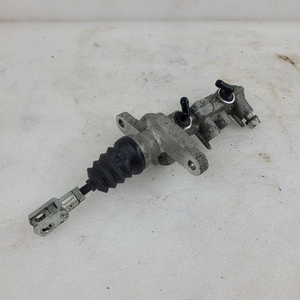 705601863-001