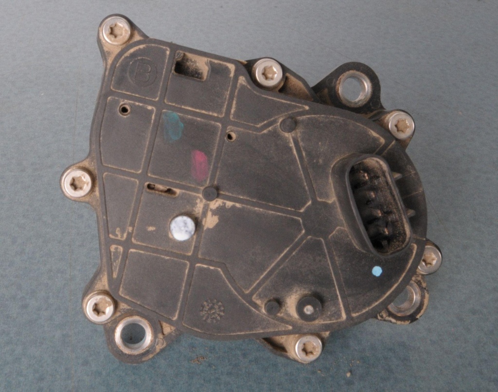 705402090-0012.jpg