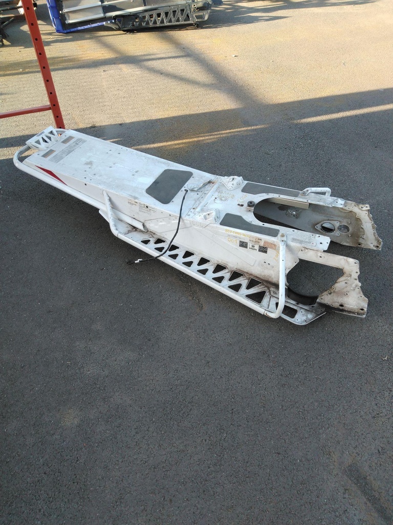 8JYF19113000-002