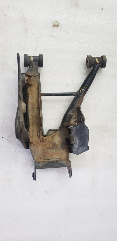 RR SUSPENSION LOWER, R - Suzuki - 61510-31810