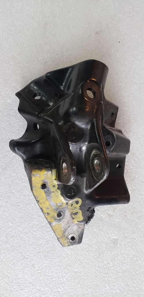 Holder, Absorber - 8KC-F376J-00-00 yamaha