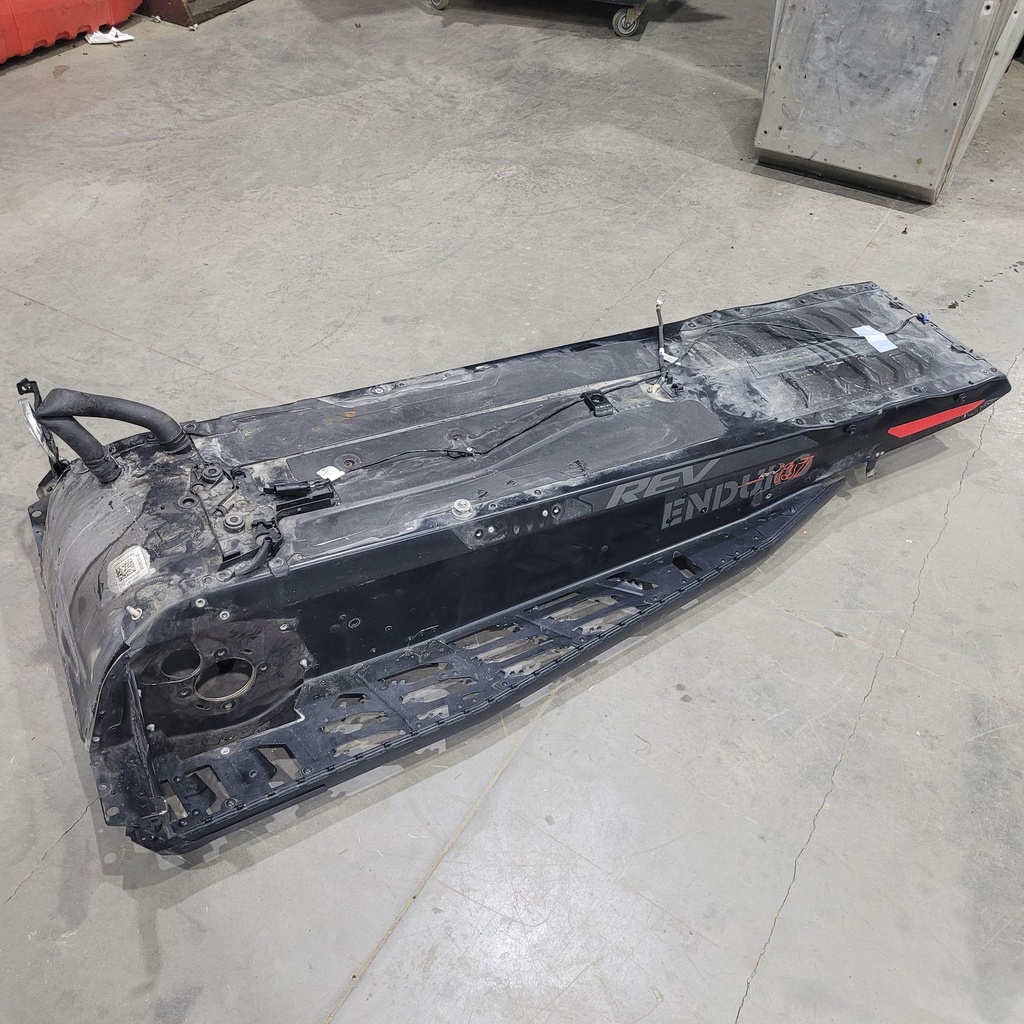 [415130226-001] (new ref. 415130329) deep black, chassis tunnel module 137" (415130226-001)