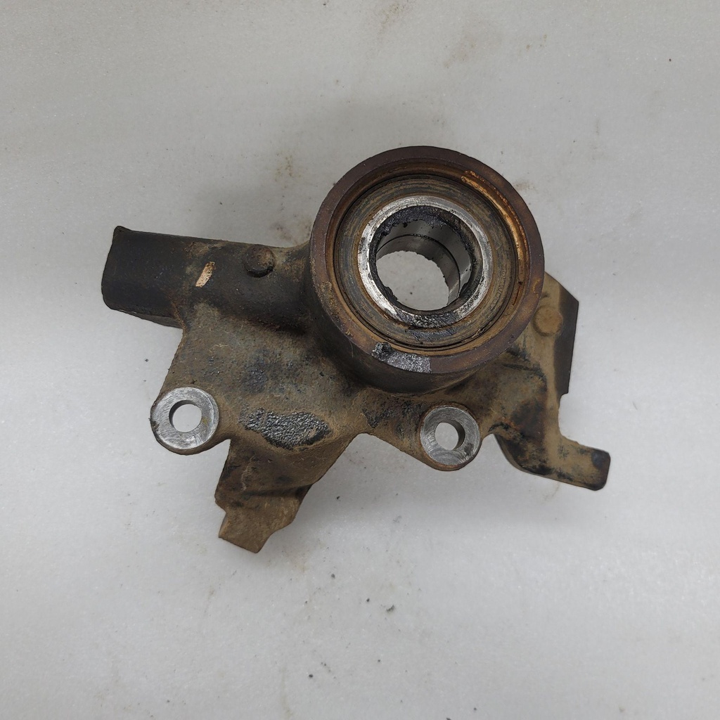rh front knuckle