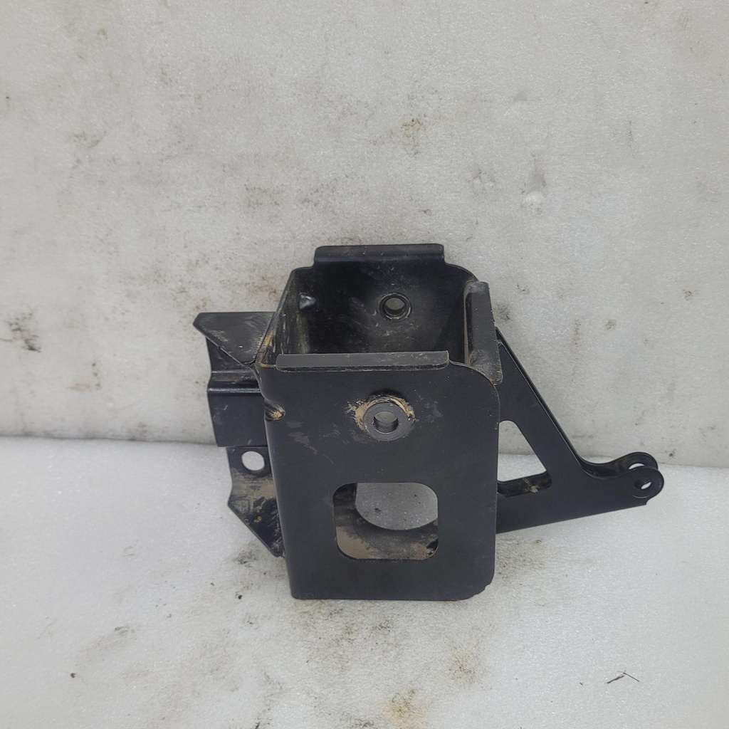 [11056-7157-001] bracket,holder