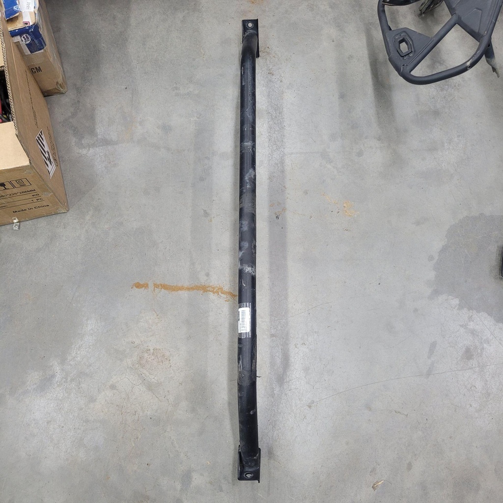 [39043-0010-388-001] crossmember-comp,upp,fr,t.blk
