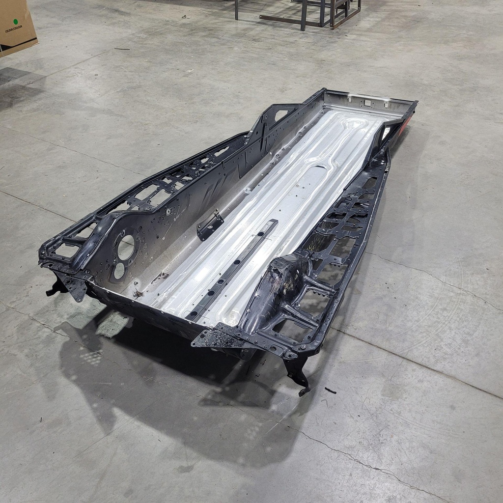[415130425-001] (new ref. 415130491) deep black, chassis tunnel module 154" (415130425-001)