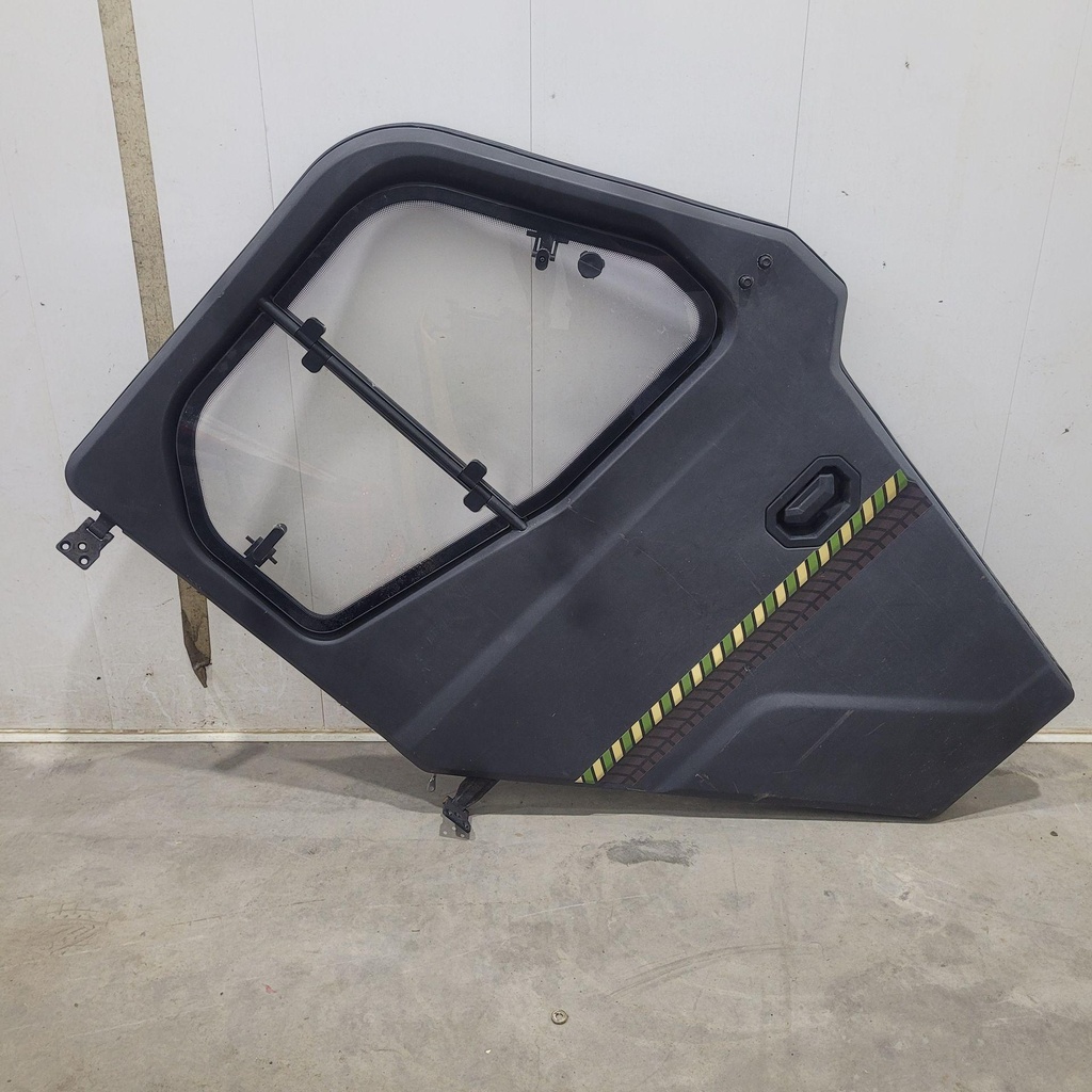 [CF03017] SIDE DOOR RH UFORCE 600