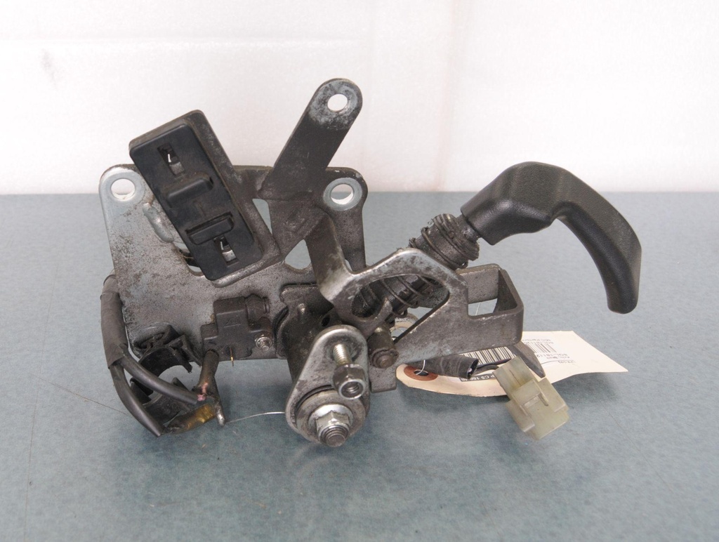 [8GL181120000-001] Arm, Shift