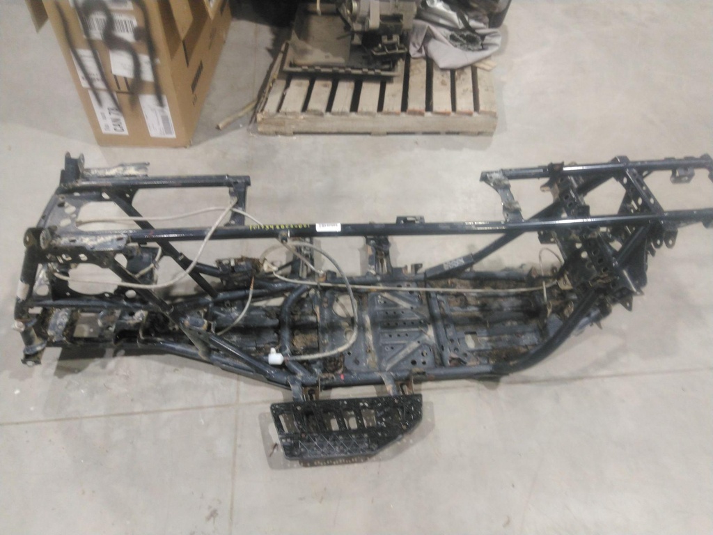 Frame Sportman 850 2011
