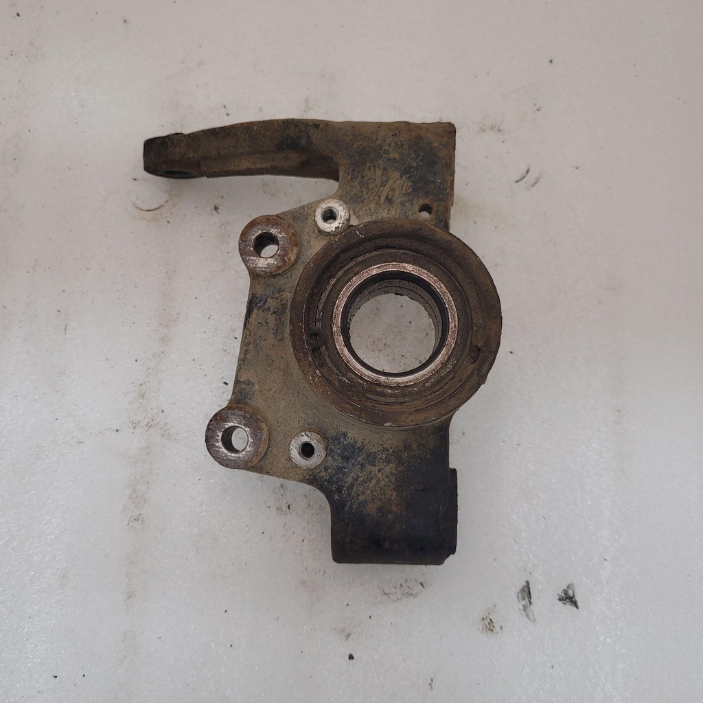 [CF00292] STEERING KNUCKLE (RIGHT HAND)