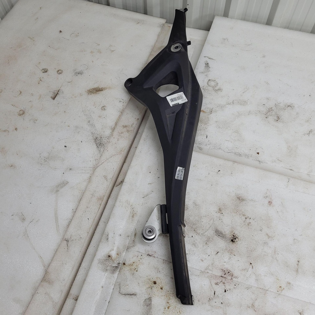 [47110122B-001] rear frame (l.h.)
