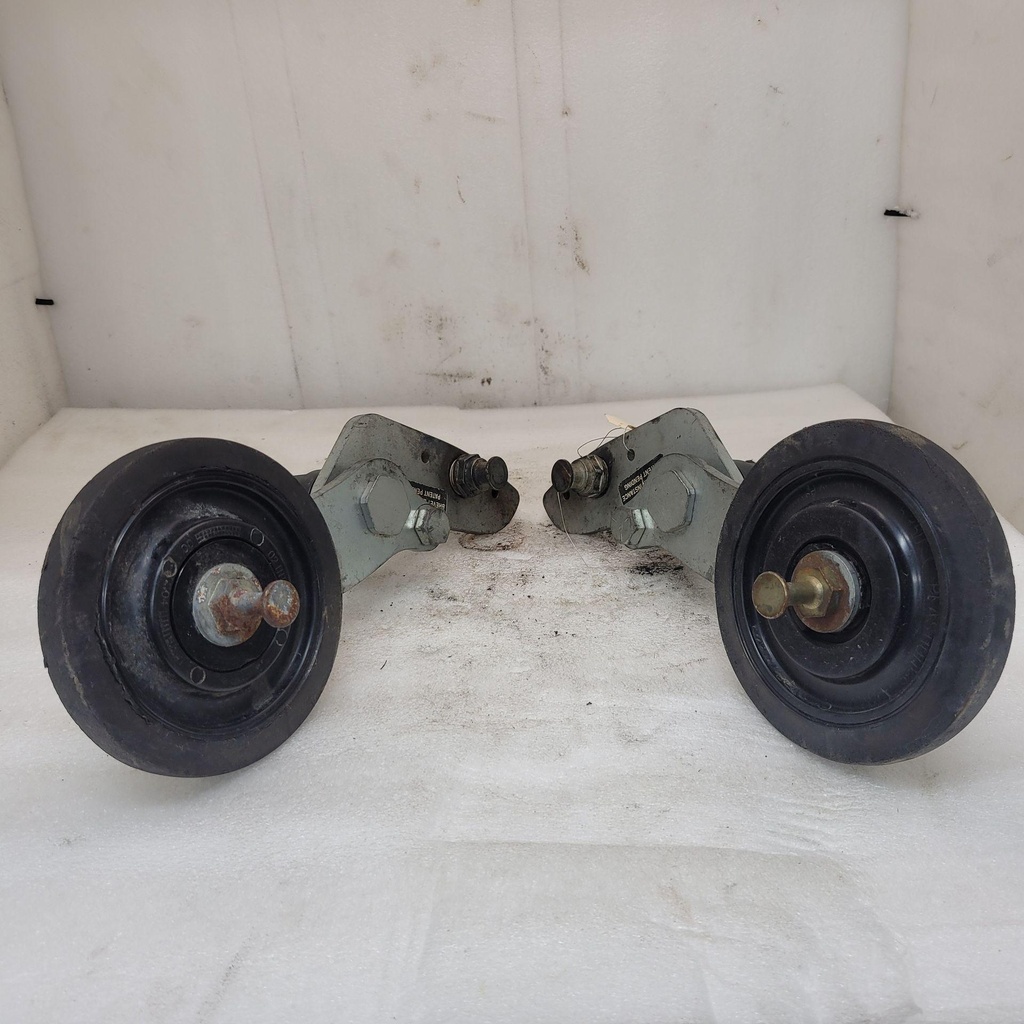 [Y-4000-001] RollerSki - Plastic Ski) 5 ¼