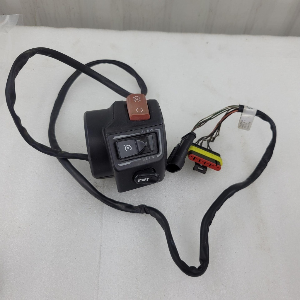 [710003921-001] switch housing