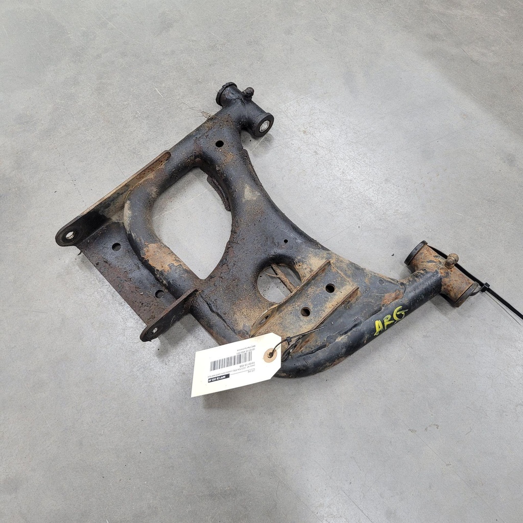 [1018115-458-001] (new ref. 1021704-458) control arm weld rear lower lef