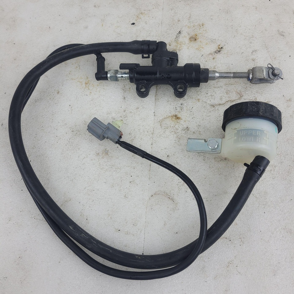 [CF02337] master cylinder (CF02337)