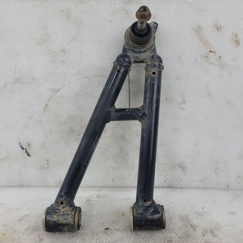 [CF02969] (new ref. 9dqv-050110-3000-0bp00) front lh upper swing armâ
