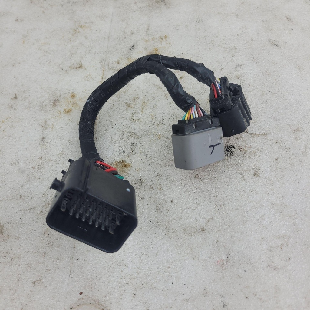 [CF02386] adapter cable, dashboard (CF02386)