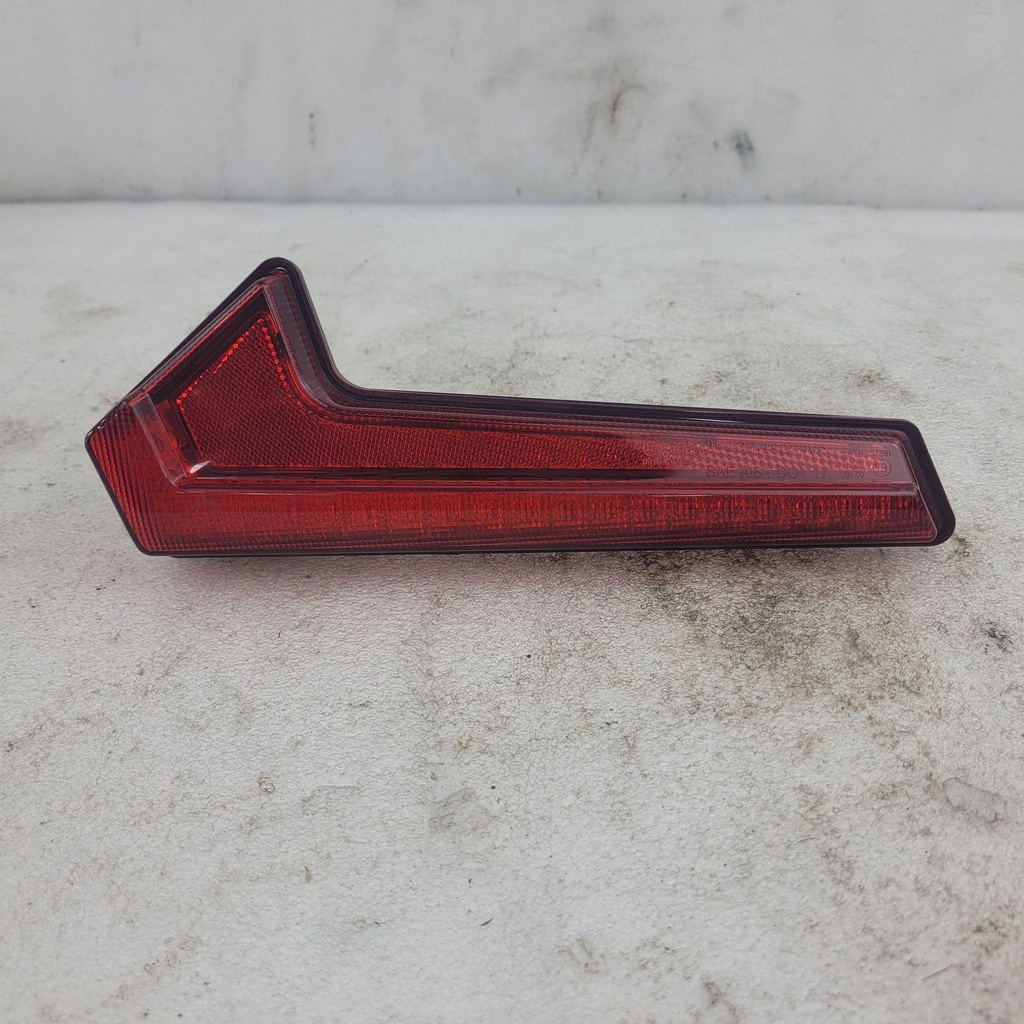 [2414012-001] tail light assembly, left